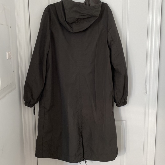 Womens Rain Jacket - Picture 2 of 6